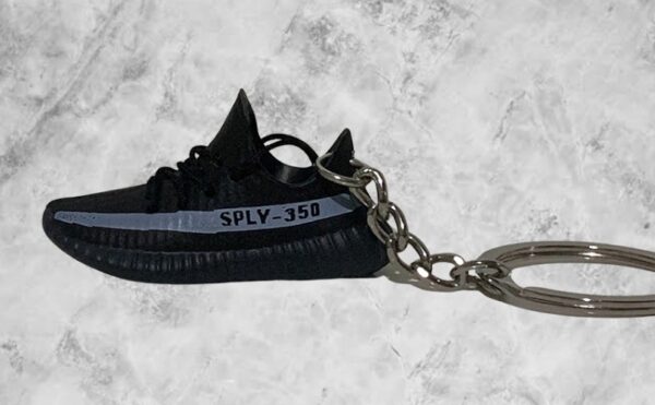 Yeezy Oreo V2 Keyring