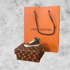 Set of Louis Vuitton Brown & White Keyring