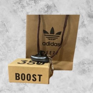 Set of Yeezy Oreo V2 Keyring
